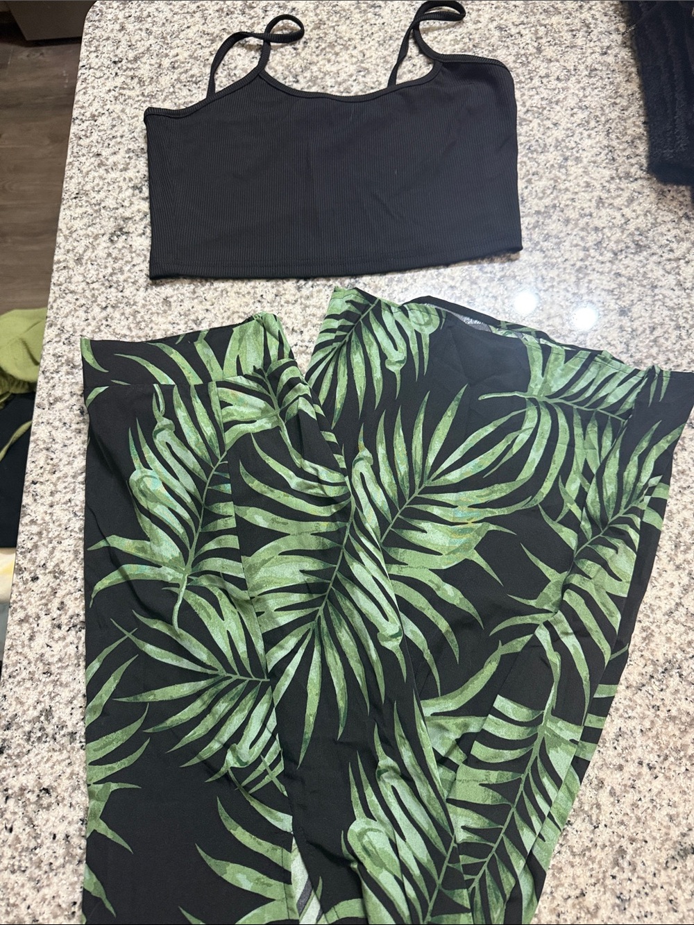 SHEIN Black Maxi Skirt with Green Tropical Leaf Print